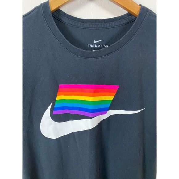 Nike Pride Rainbow Swoosh Dri-FIT Athletic T-Shirt Be True Collection Black M - Picture 2 of 5